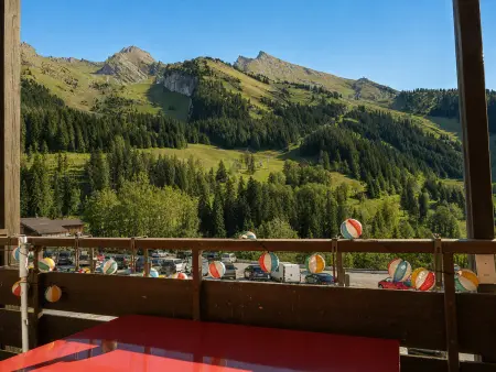 Appartement lumineux, proche pistes, accepte animaux - Photo 2