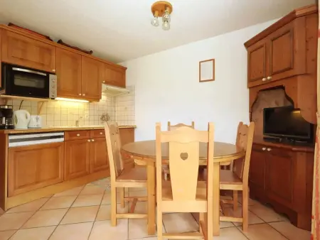 Appartement 2 pièces cabine, piscine, animaux admis, proche télécabines - Photo 1