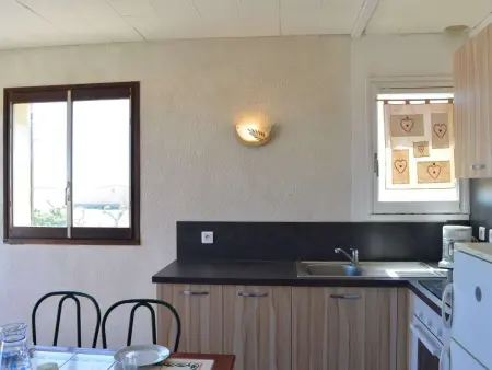 Appartement à 50m de la plage, 2 Chambres, 1 Balcon, Quartier du Port Tranquille - Photo 3