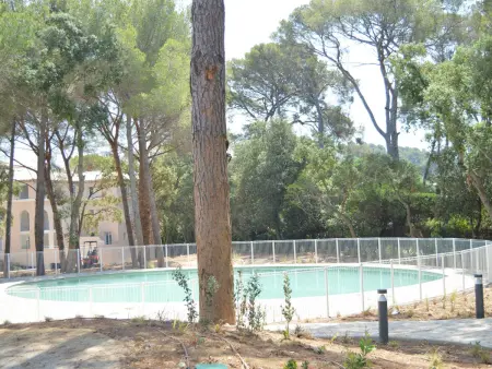 Appartement 3 pièces avec clim, piscine et terrasse - 500m plage, parking, Cavalaire sur Mer - Photo 15