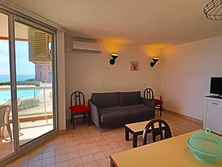Studio climatisé avec vue mer, piscine et parking - Photo 2
