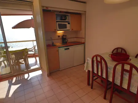 Appartement traversant face mer avec parking et WLAN - Photo 1