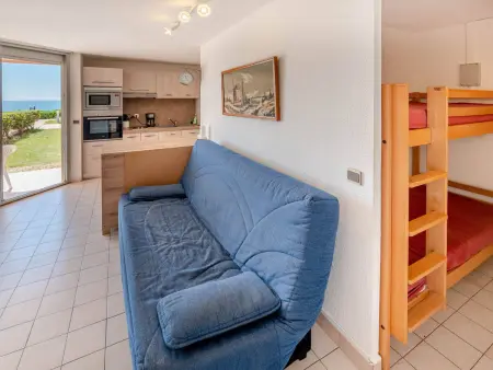 Studio en rez-de-jardin avec accès direct piscine et parking à Sète - Photo 3