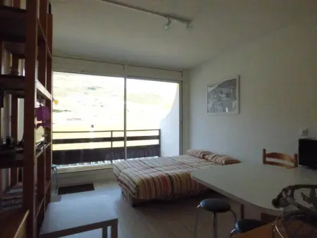 Studio 4 pers avec balcon, pied des pistes, parking gratuit, ascenseur - Photo 8