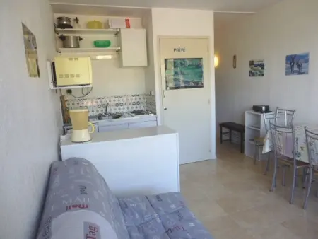 Studio familial 6 pers. accès pistes, balcon, parking gratuit, casier à skis - Photo 3