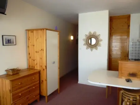 Studio 4 pers avec balcon sur les pistes, parking gratuit, casier à skis et kitchenette aménagée - Photo 2