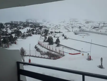 Studio 4 pers avec balcon sur les pistes, parking gratuit, casier à skis et kitchenette aménagée - Photo 5