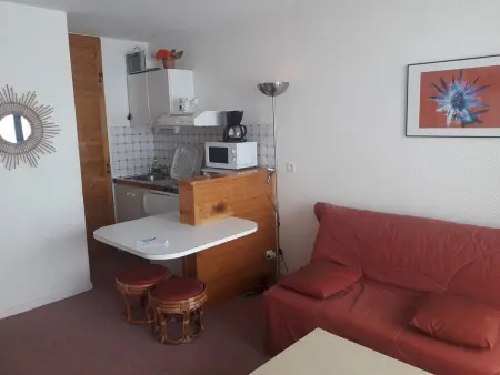 Studio 4 pers avec balcon sur les pistes, parking gratuit, casier à skis et kitchenette aménagée - Photo 7