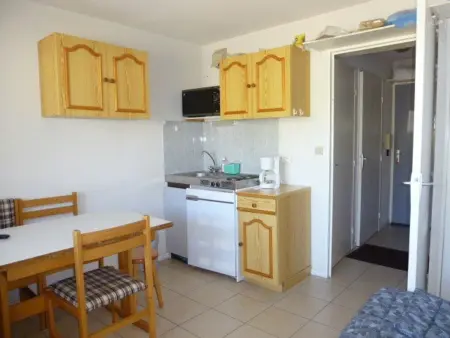 Studio 4 pers, proche pistes avec balcon et parking - Photo 3