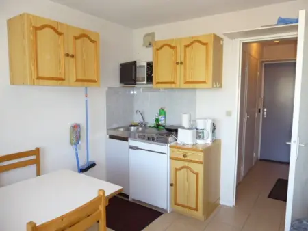 Studio 4 pers, proche pistes avec balcon et parking - Photo 10