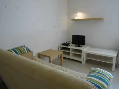Appartement cosy 4 pers. sur les pistes, parking gratuit, casier à skis, lave-vaisselle, lave-linge - Photo 2