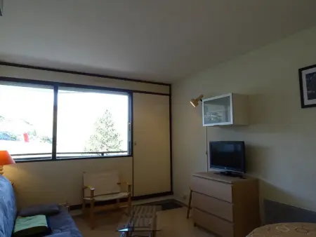 Studio pour 4 pers. à proximité des pistes avec balcon et parking - Photo 3
