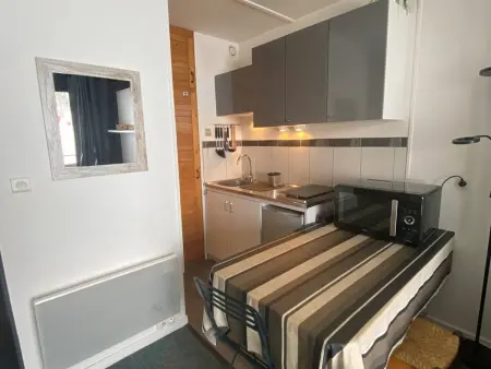 Studio cosy pour 4 avec balcon et Wi-Fi, accès direct aux pistes - Photo 2