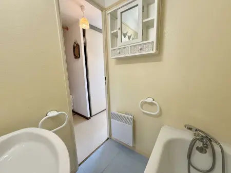 Studio cabine à 700m de Praz-Sur-Arly, navettes gratuites, parking, wifi et ménage inclus - Photo 15