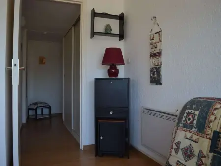 Studio cabine 4 pers. avec balcon, piscine, parking, accès direct plage - Grau-du-Roi - Photo 6