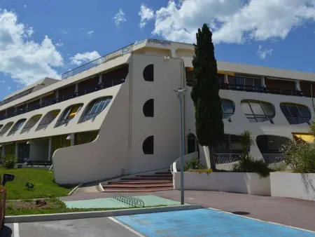 Studio cabine 4 pers. avec balcon, piscine, parking, accès direct plage - Grau-du-Roi - Photo 13