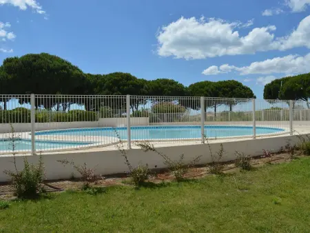 Studio cabine 4 pers. avec balcon, piscine, parking, accès direct plage - Grau-du-Roi - Photo 15