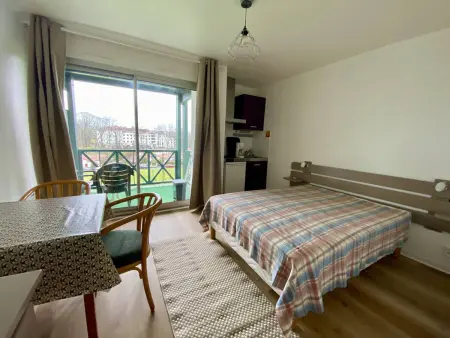 Studio confortable à Cambo, animaux acceptés, Wi-Fi, parking - Photo 2