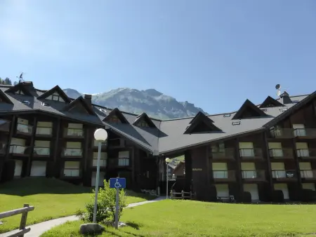 Studio cabine pour 6 personnes aux Contamines-Montjoie avec parking privé - Photo 11