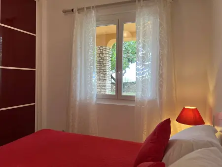 Confortable 2 pièces à Propriano avec climatisation et jardin privé - Photo 1