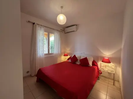Confortable 2 pièces à Propriano avec climatisation et jardin privé - Photo 6