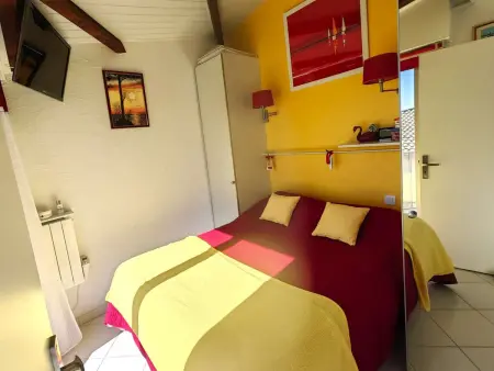 Splendide T2 climatisé à 50m de la plage avec piscine et parking - Photo 7