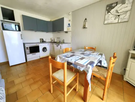 Charmant T2 climatisé avec piscine et parking à 20m de la mer, pour 5 pers - Photo 2