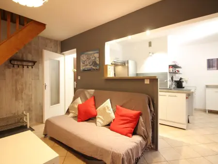 Beau Duplex T3 avec Balcon, Wifi et Parking à 300m du Centre - Photo 2