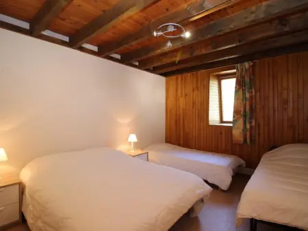 Beau Duplex T3 avec Balcon, Wifi et Parking à 300m du Centre - Photo 7