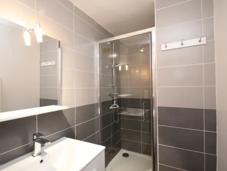 Mont-Dore: Grand T4 Hyper Centre avec WIFI, Appartement 10 personnes à Mont Dore - Photo 9