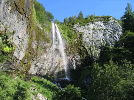 Le Mont-Dore, T3 rénové avec jardin privé et parking, accès wifi - Photo 14