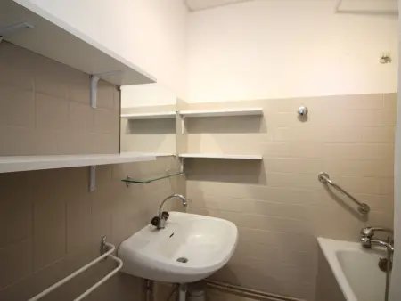 Appartement lumineux à La Bourboule, 3 chambres, proche centre - Photo 7