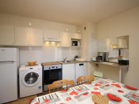 La Bourboule - Appartement T2 bis en centre, parking inclus - Photo 3