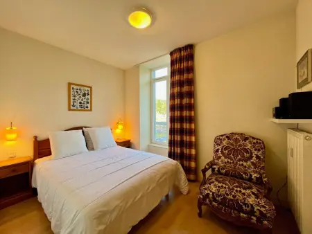 La Bourboule - Appartement T2 bis en centre, parking inclus - Photo 5