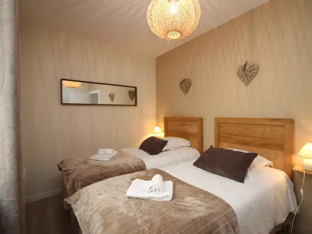 LE MONT DORE - Appartement T3 avec terrasse, parking et wifi - Photo 7