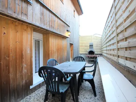 LA BOURBOULE - Appartement T3 avec terrasse, proche centre, 5 personnes - Photo 8