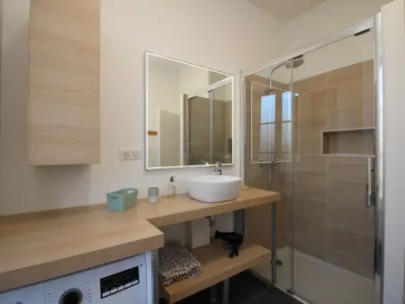 La Bourboule - Charmant T2 rénové avec WiFi, Appartement 4 personnes à La Bourboule - Photo 9