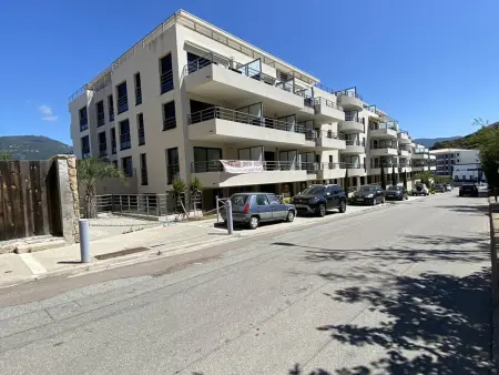 Appartement en Bord de Mer avec Parking Privatif - Photo 17