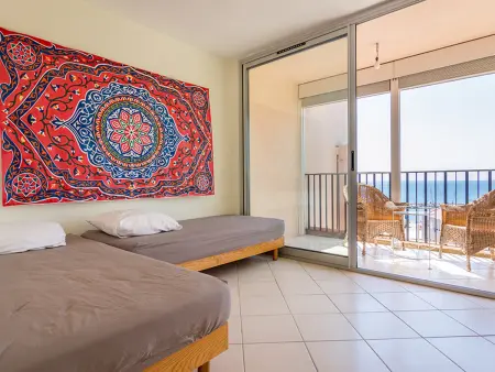 Appartement spacieux avec vue sur l'étang, accès plage, parking inclus - Photo 2