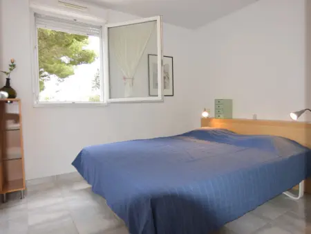 Appartement 2 Chambres Climatisé avec Parking, Meze Plage et Port à Pied - Photo 4