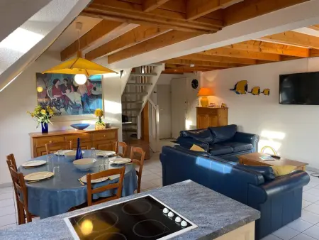 Carnac - Duplex T3 avec Piscine, 6 Couchages, Proche Plage - Photo 2