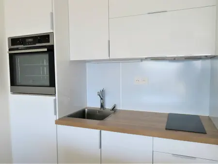 Bel appartement rénové face au port avec loggia et garage privé à Perros-Guirec - Photo 6