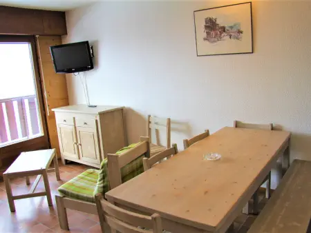 Charmant appartement 2 pièces + 2 coins nuit avec balcon au centre de La Clusaz, pour 4-6 personnes - Photo 3