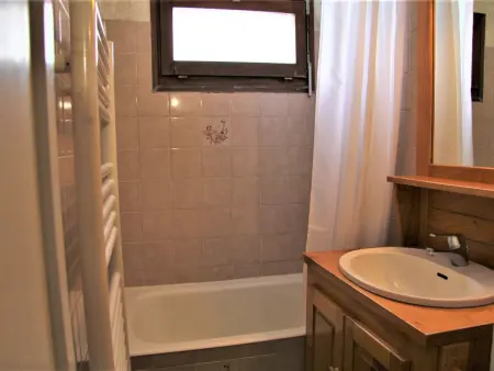 Charmant appartement 2 pièces + 2 coins nuit avec balcon au centre de La Clusaz, pour 4-6 personnes - Photo 8