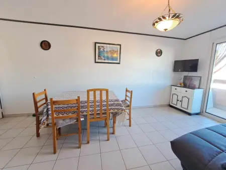 Appartement 2 pièces climatisé avec balcon, garage et piscine à Marseillan - Photo 4