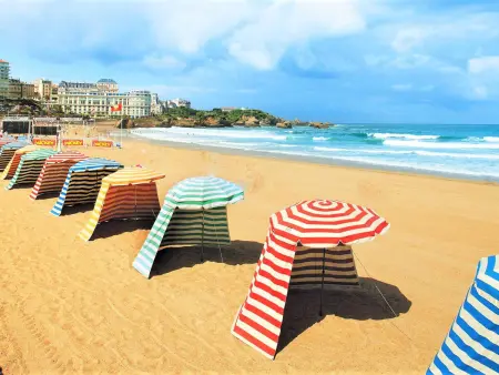Superbe T2 rénové avec balcon et parking, à 150m de la Grande Plage de Biarritz - Photo 18