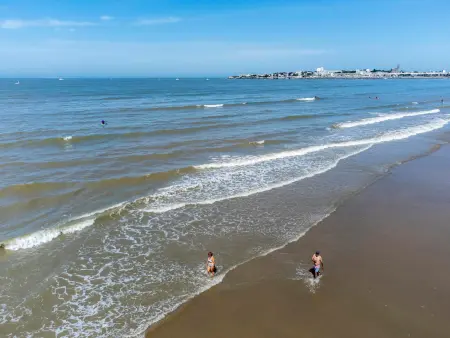 Studio Centre-Ville Royan : Plages et Commerces à Pied, Balcon, Parking Gratuit - Photo 8