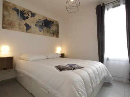 Appartement lumineux 4P/8 pers, 2 terrasses, parking privé, cœur de Briançon - Photo 4