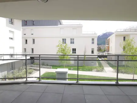Appartement lumineux 4P/8 pers, 2 terrasses, parking privé, cœur de Briançon - Photo 15