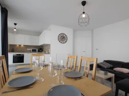 Appartement lumineux 4P/8 pers, 2 terrasses, parking privé, cœur de Briançon - Photo 17